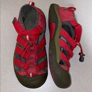 Newport H2 Waterproof Sandal Kids 6/Womens 7.5